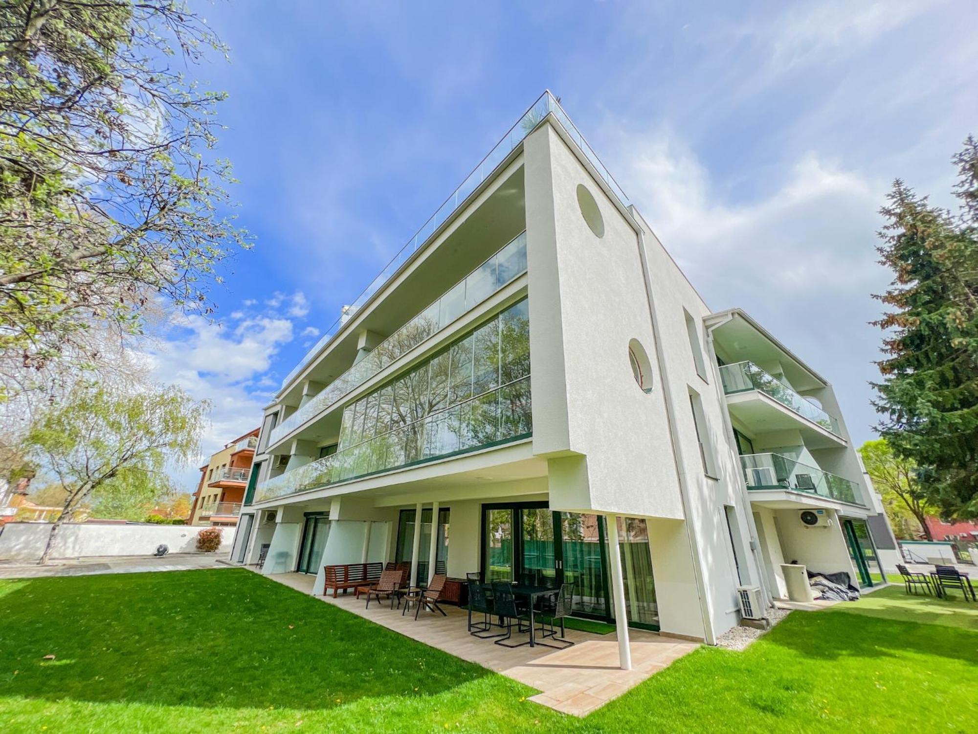Villa Bauhaus Gold Siofok Dış mekan fotoğraf